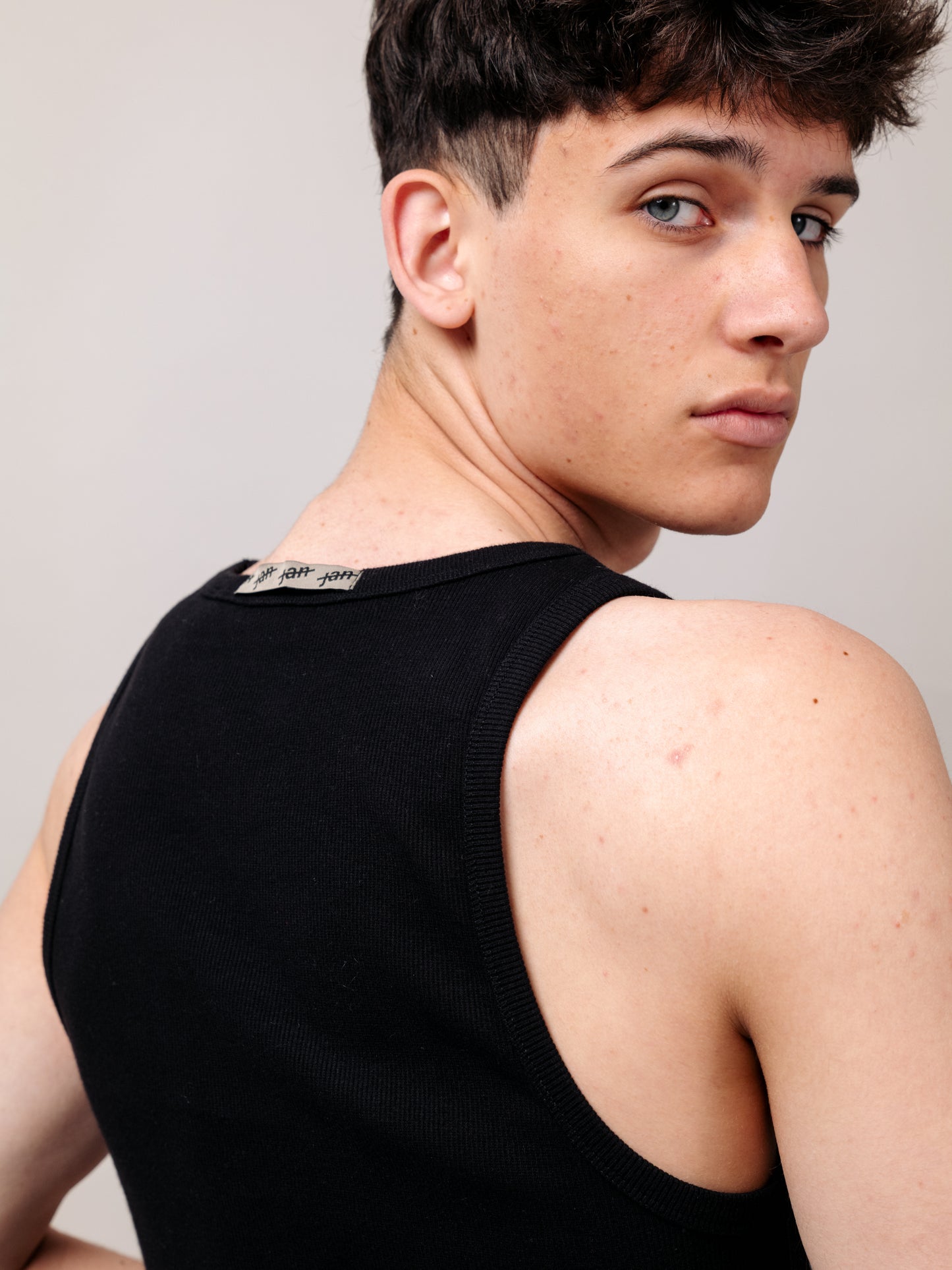 TRIPPY JAN LOGO BLACK TANKTOP