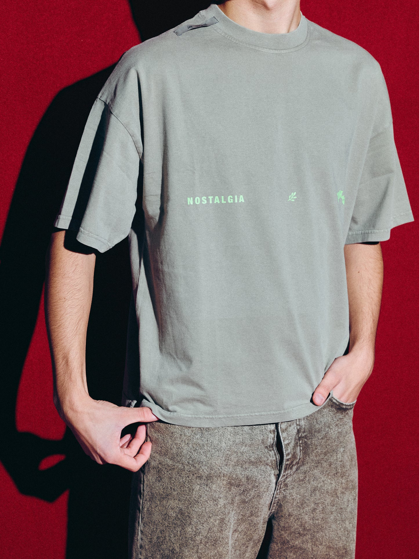 NOSTALGIA BOXY TEE WASHED KHAKI