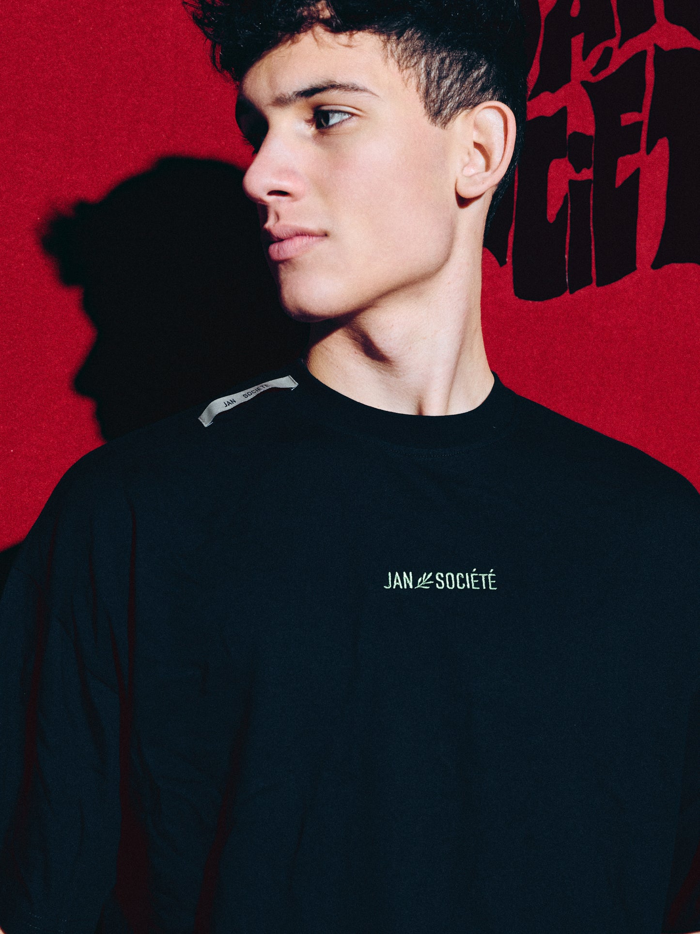 LOGO BOXY TEE BLACK