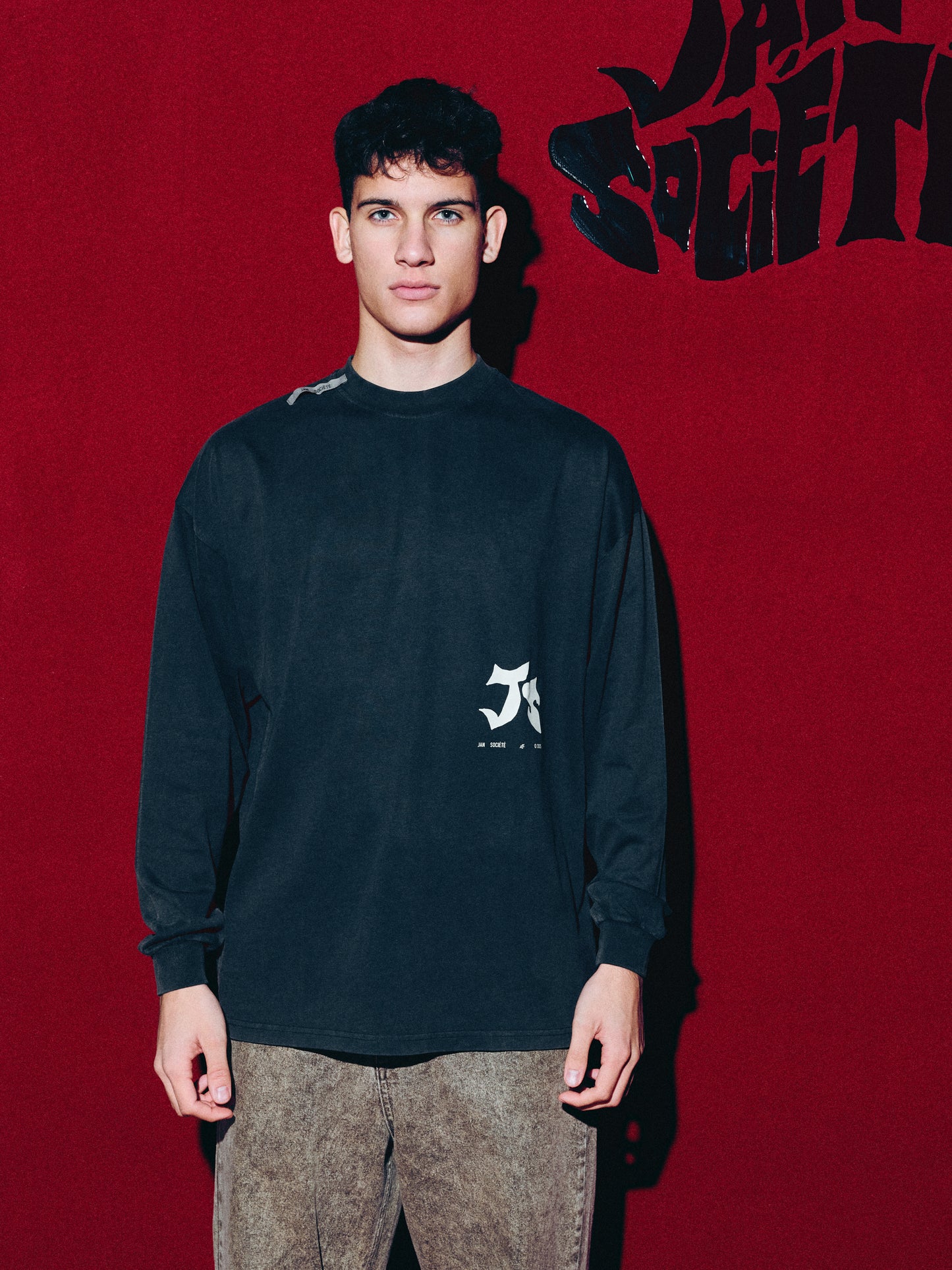 LONGSLEEVE TEE WASHED BLACK