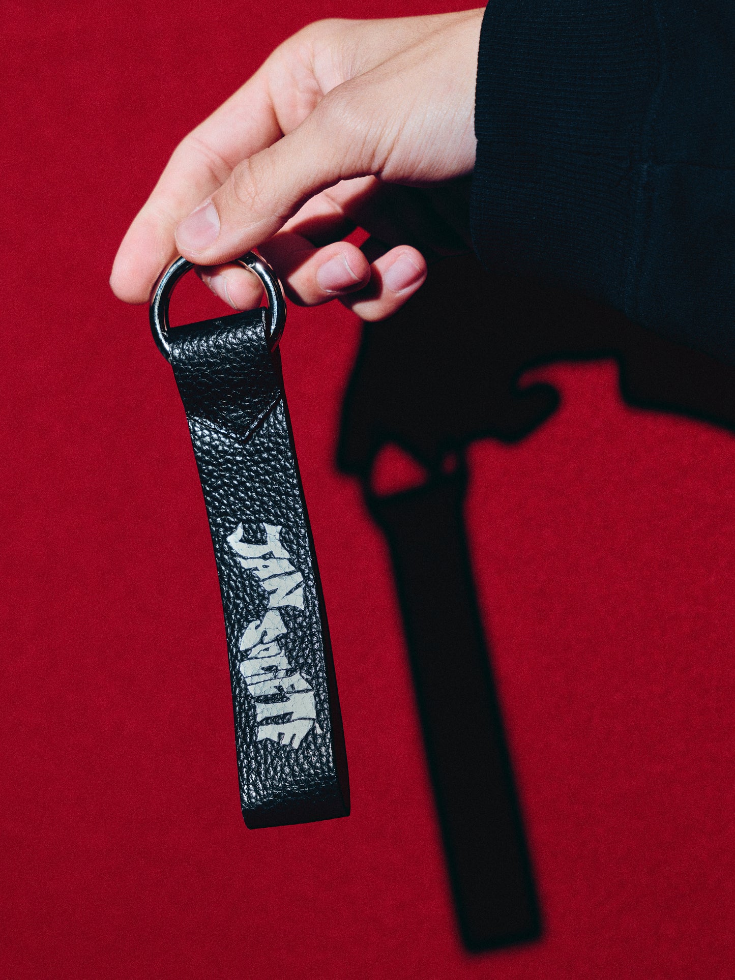 LEATHER KEYCHAIN BLACK