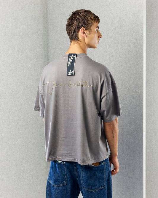 MANUSCRIPT TEE GREY