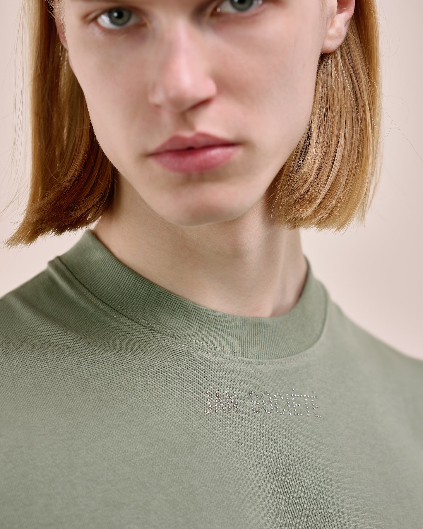 SPARKLY GREEN SLEEVELESS TEE