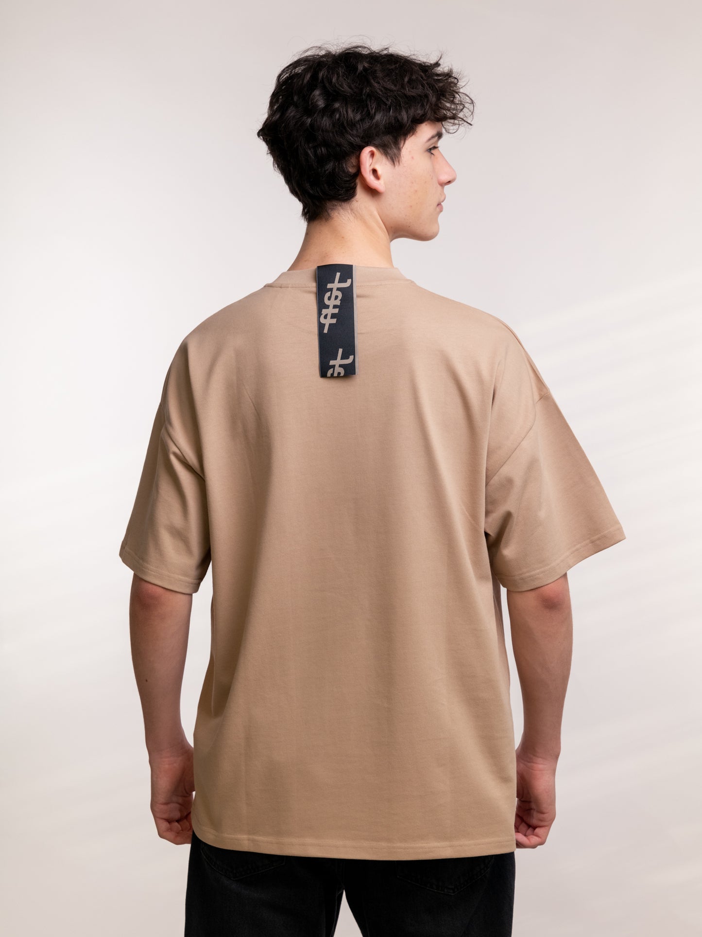 JAN SHOW 12 BEIGE PATCH TEE