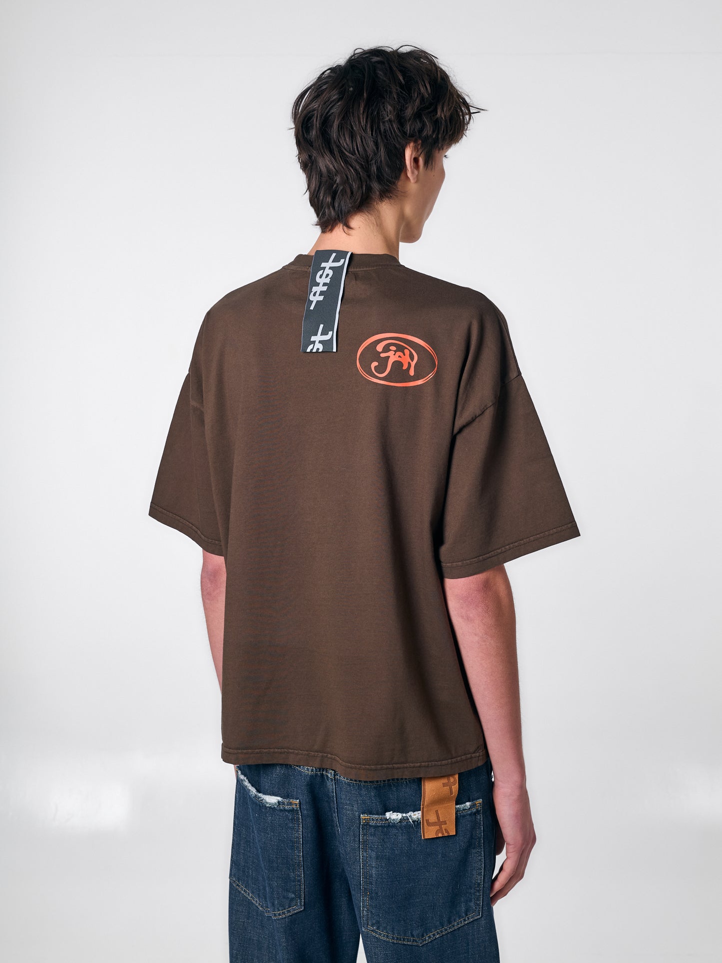 CORE BOXY TEE BROWN