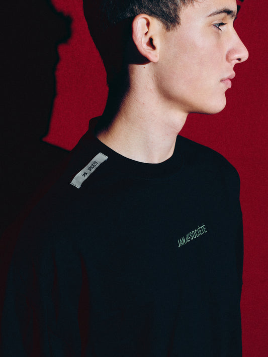 LOGO BOXY TEE BLACK