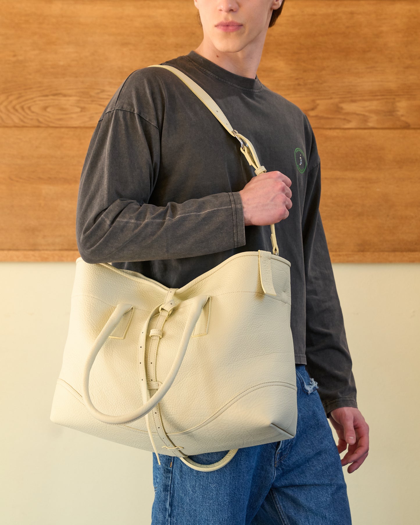 ARC TOTE BUTTER