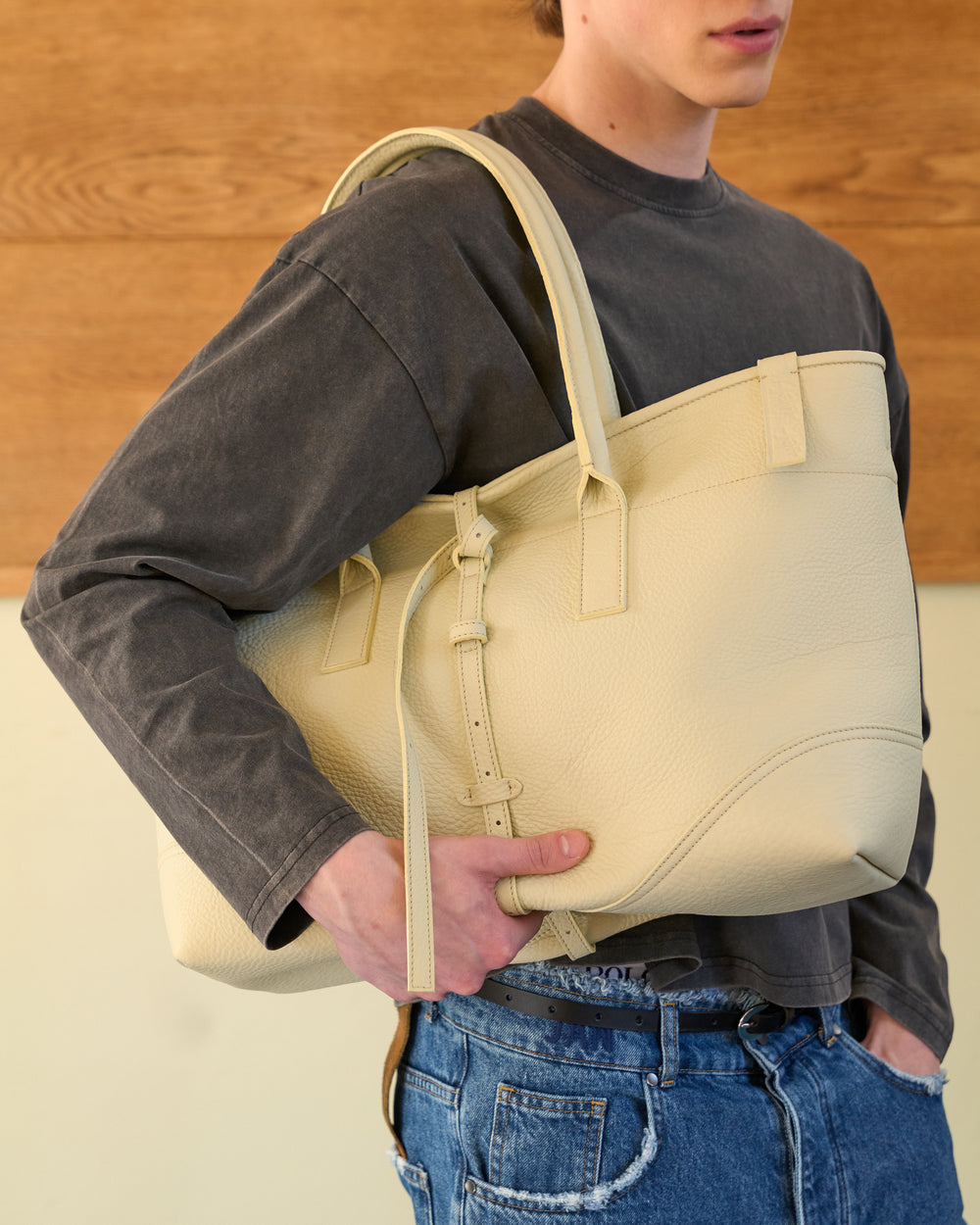 ARC TOTE BUTTER