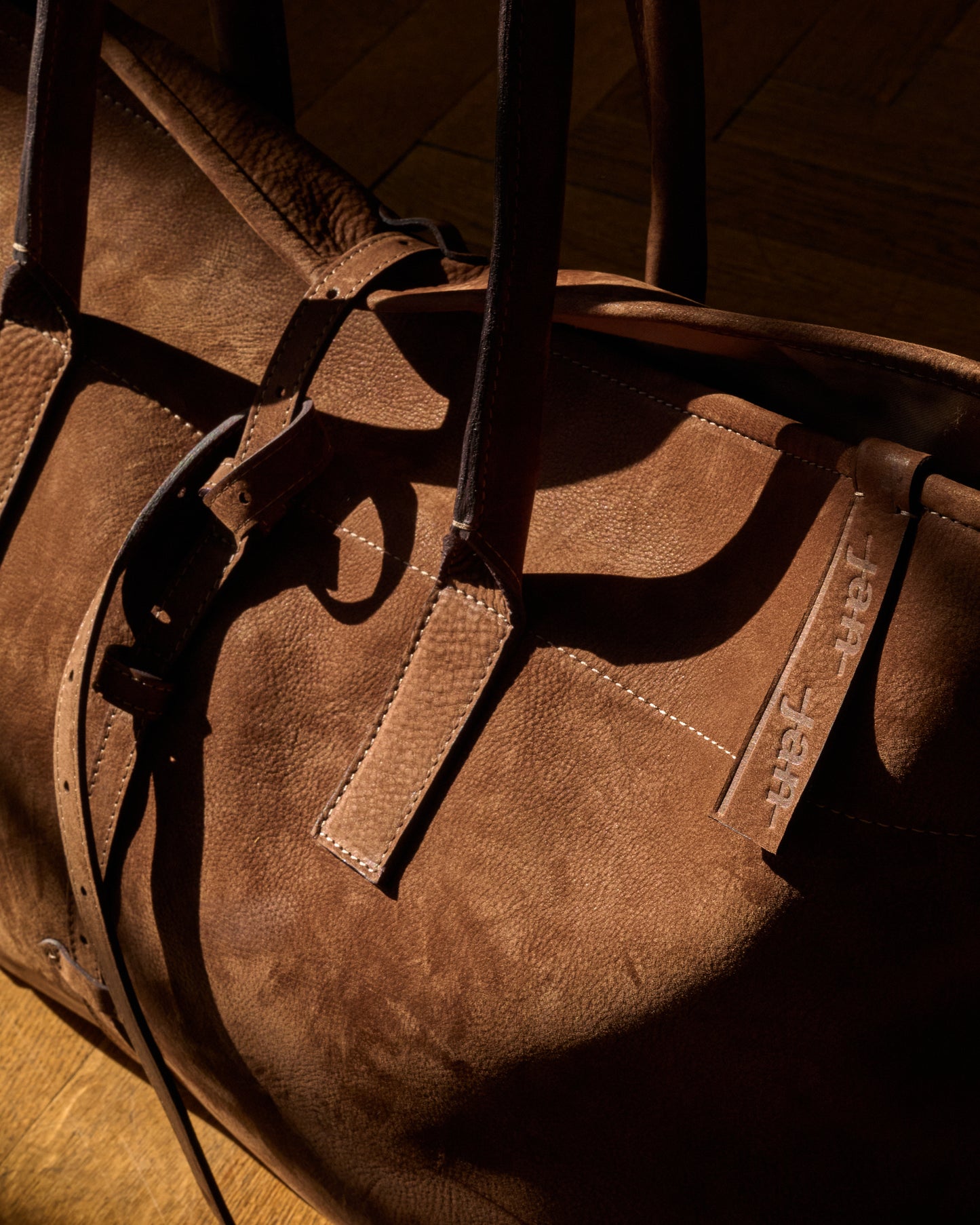 PREORDER - ARC TOTE CHOCOLATE