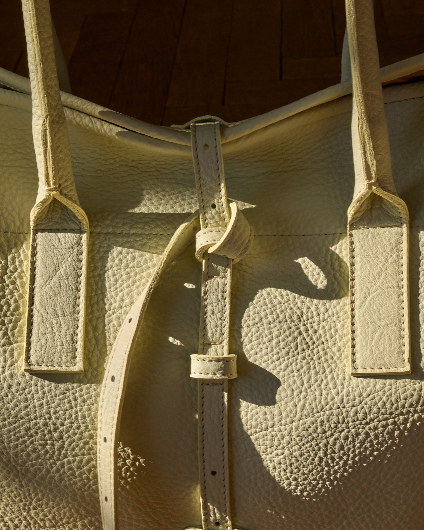 ARC TOTE BUTTER