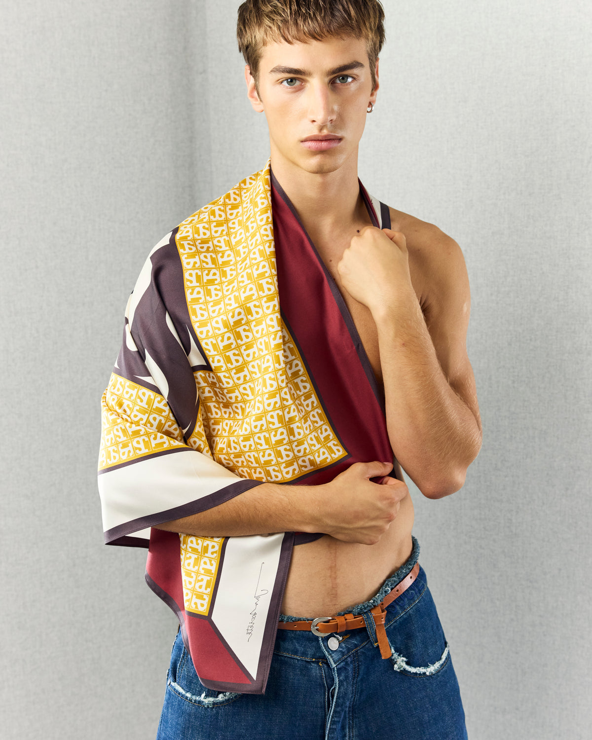 JS SILK SCARF GOLD