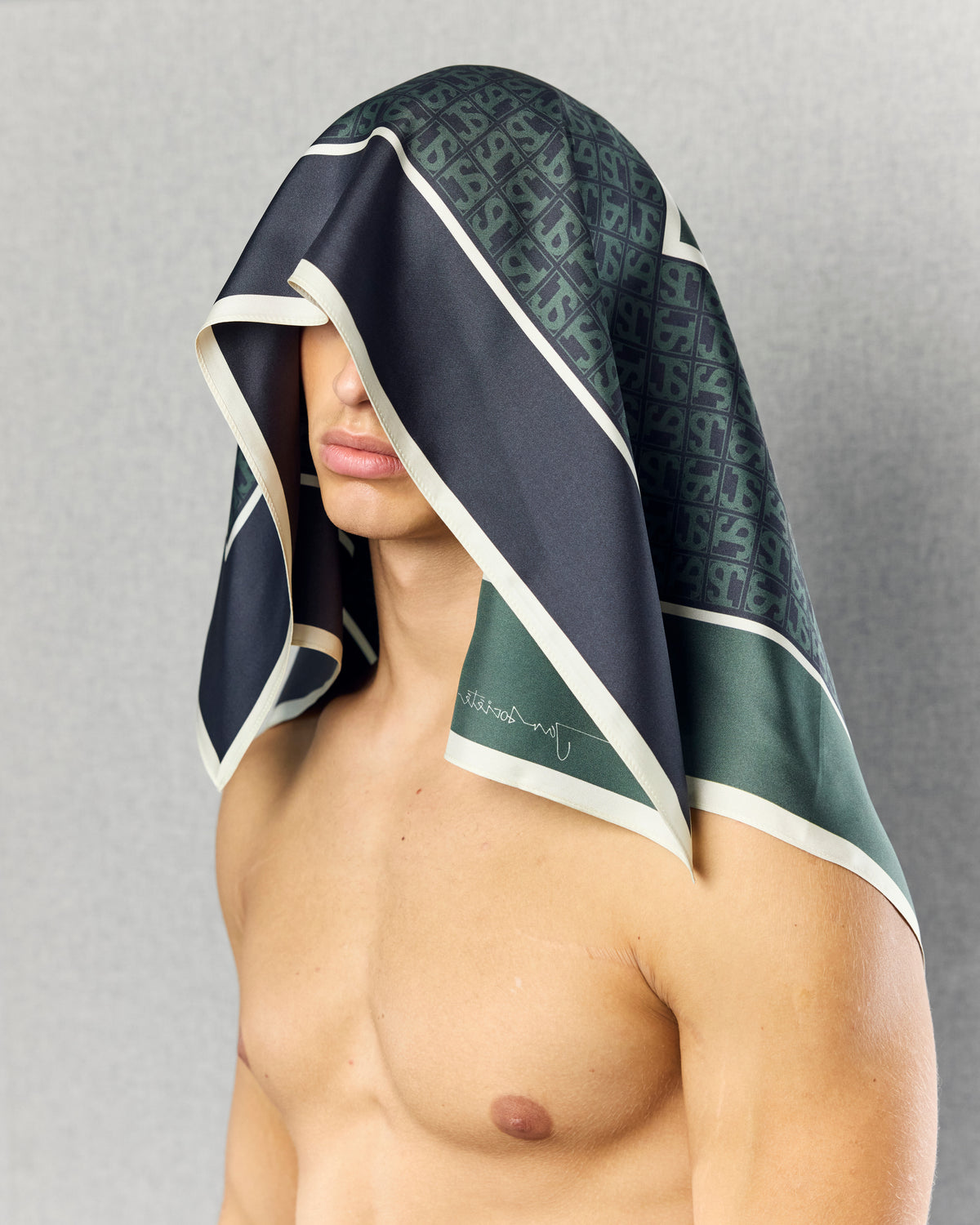 JS SILK SCARF GREEN