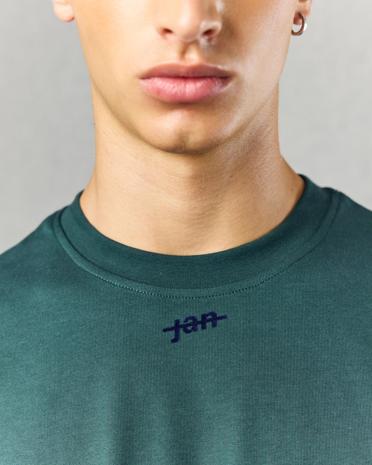 INTERNATIONALE TEE GREEN