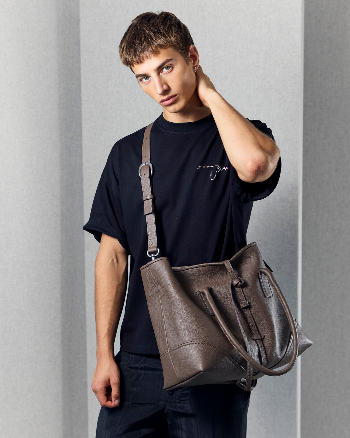ARC TOTE TAUPE