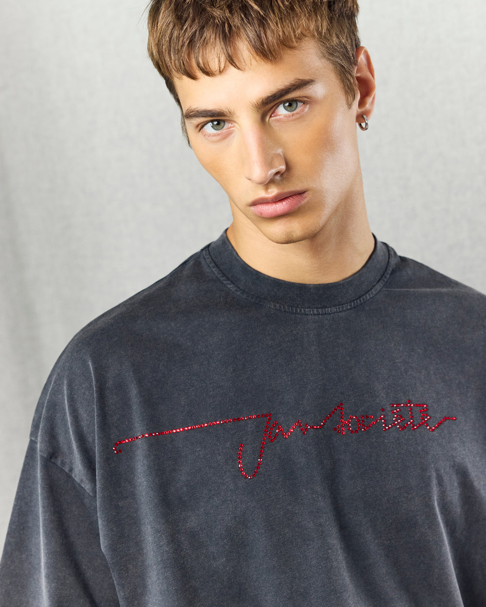 MANUSCRIPT TEE WASHED BLACK