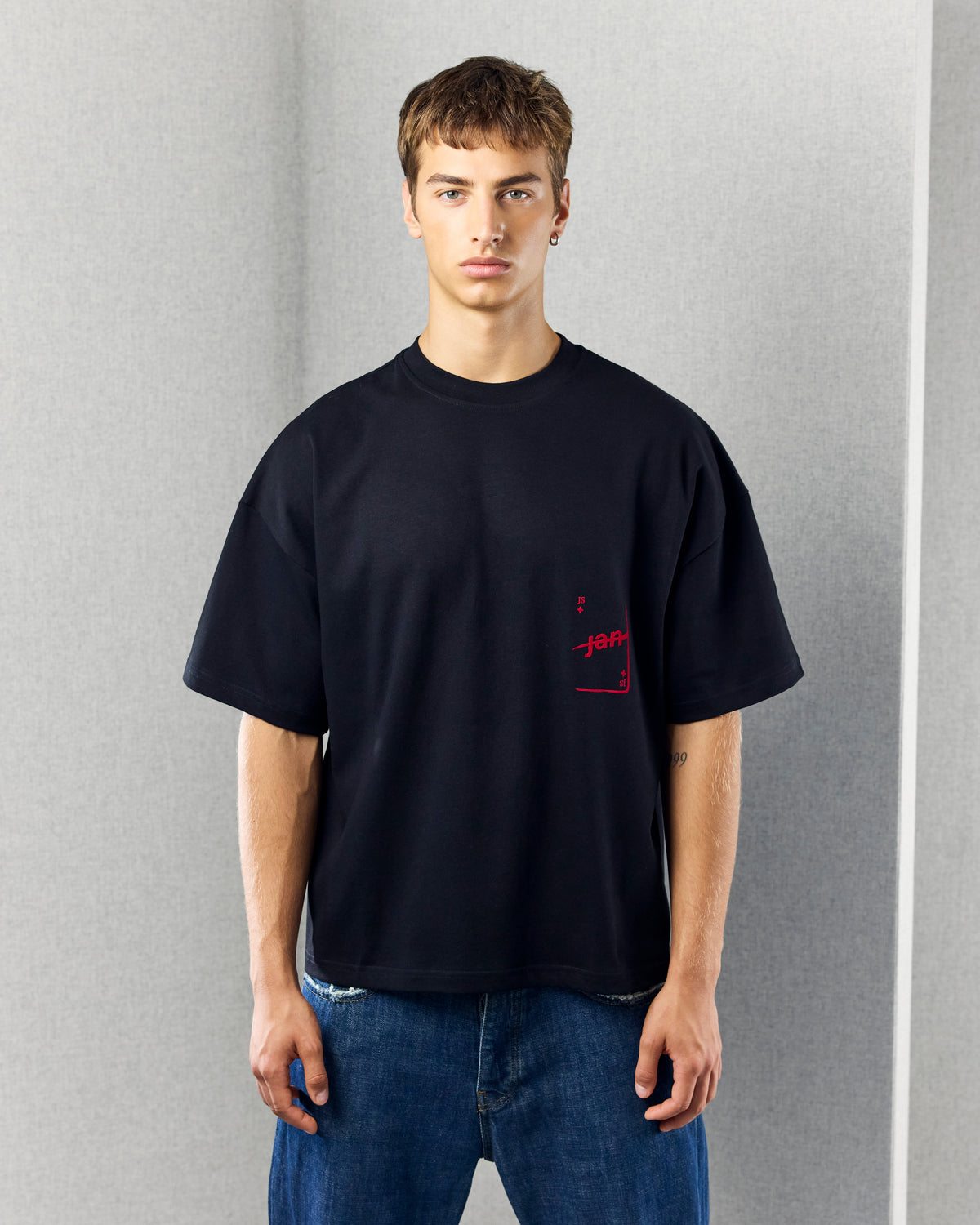 UROBOROS TEE BLACK