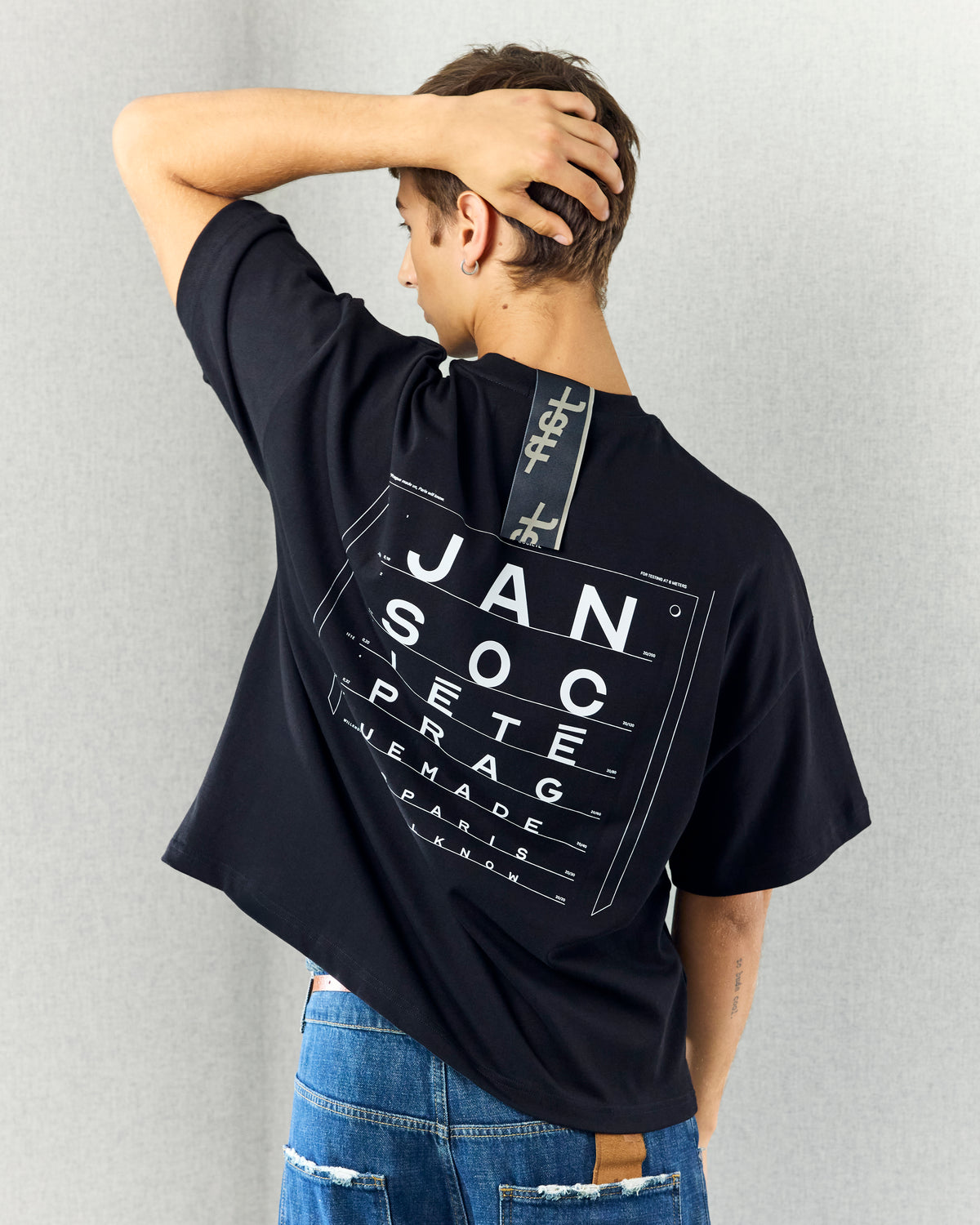 OPTOTYPE TEE BLACK