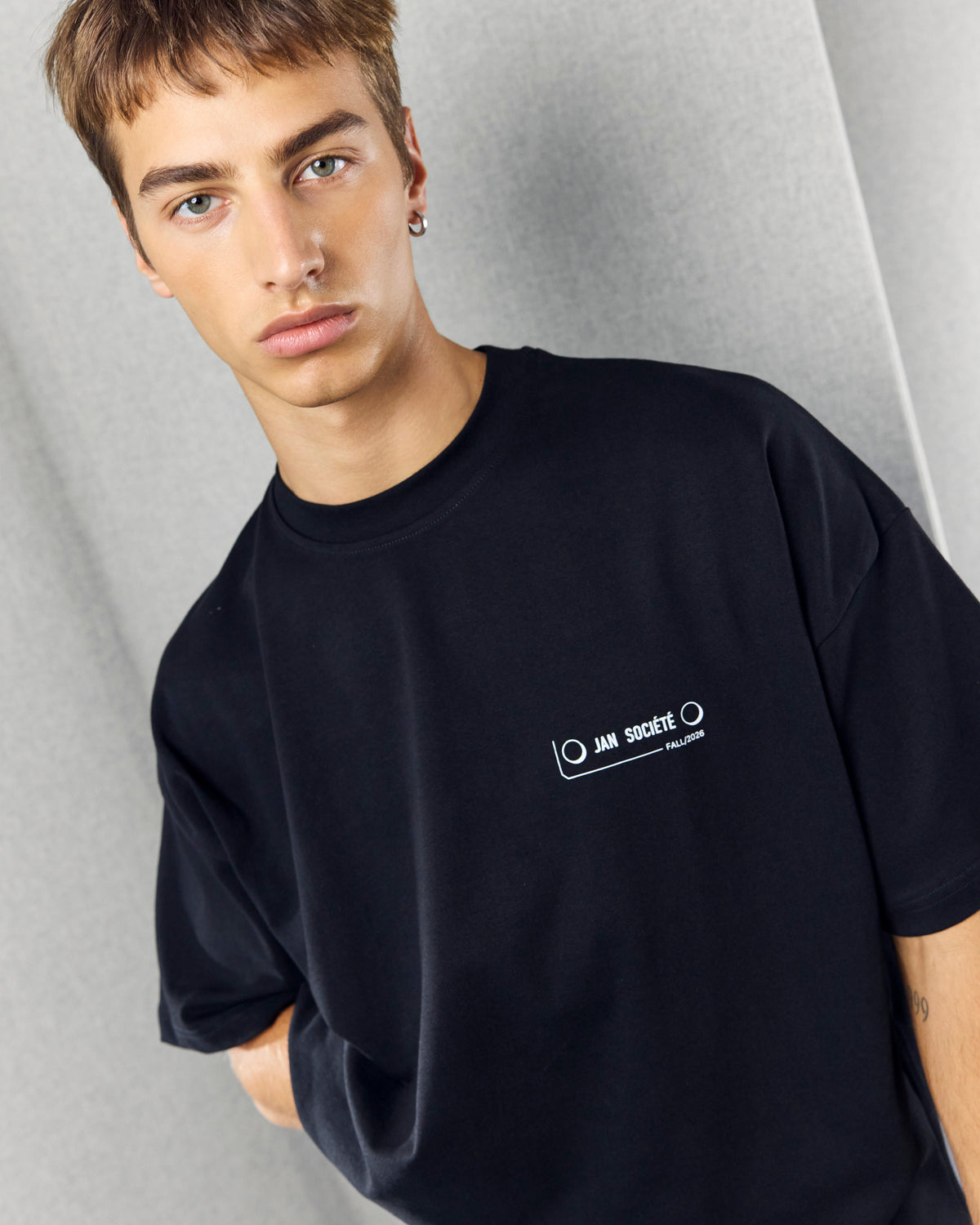OPTOTYPE TEE BLACK
