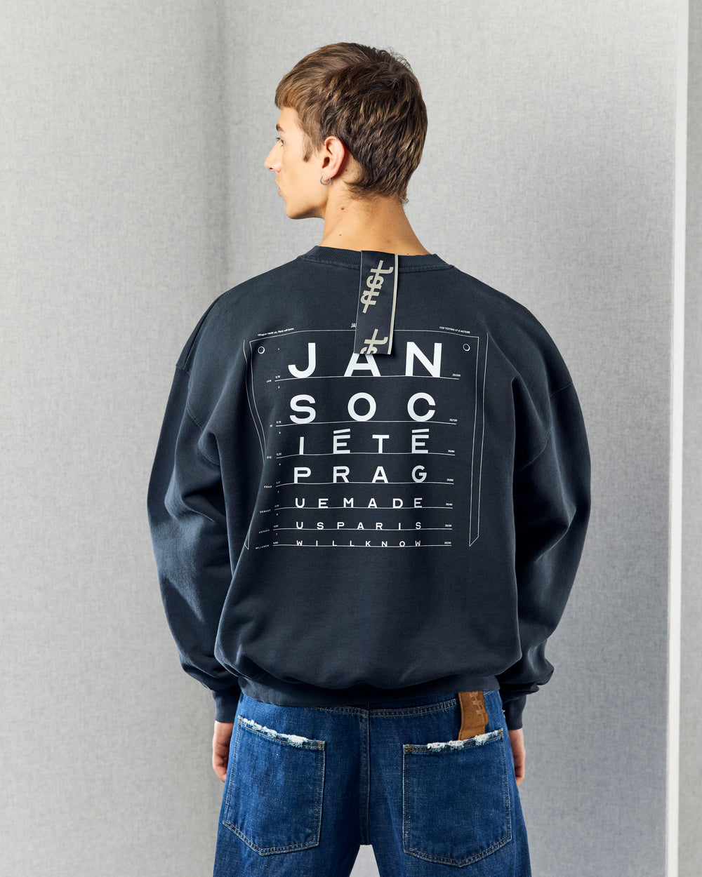 OPTOTYPE CREWNECK
